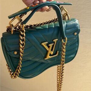 Louis Vuitton LV New Wave Emerald Full Leather Gold Buckle Small Bottom Shoulder